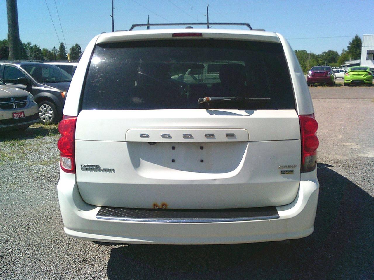 2017 Dodge Grand Caravan Crew Plus Photo