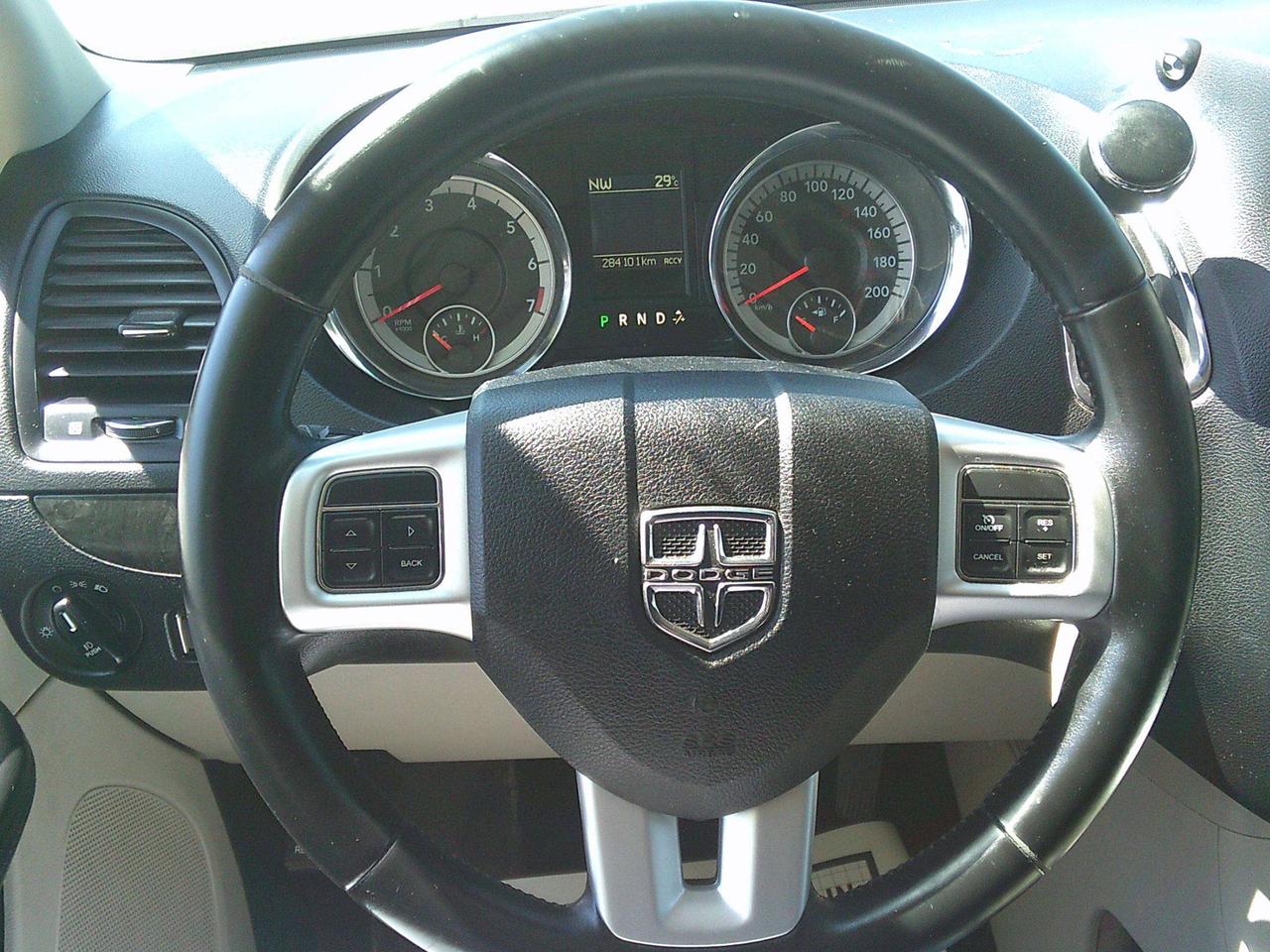 2017 Dodge Grand Caravan Crew Plus Photo