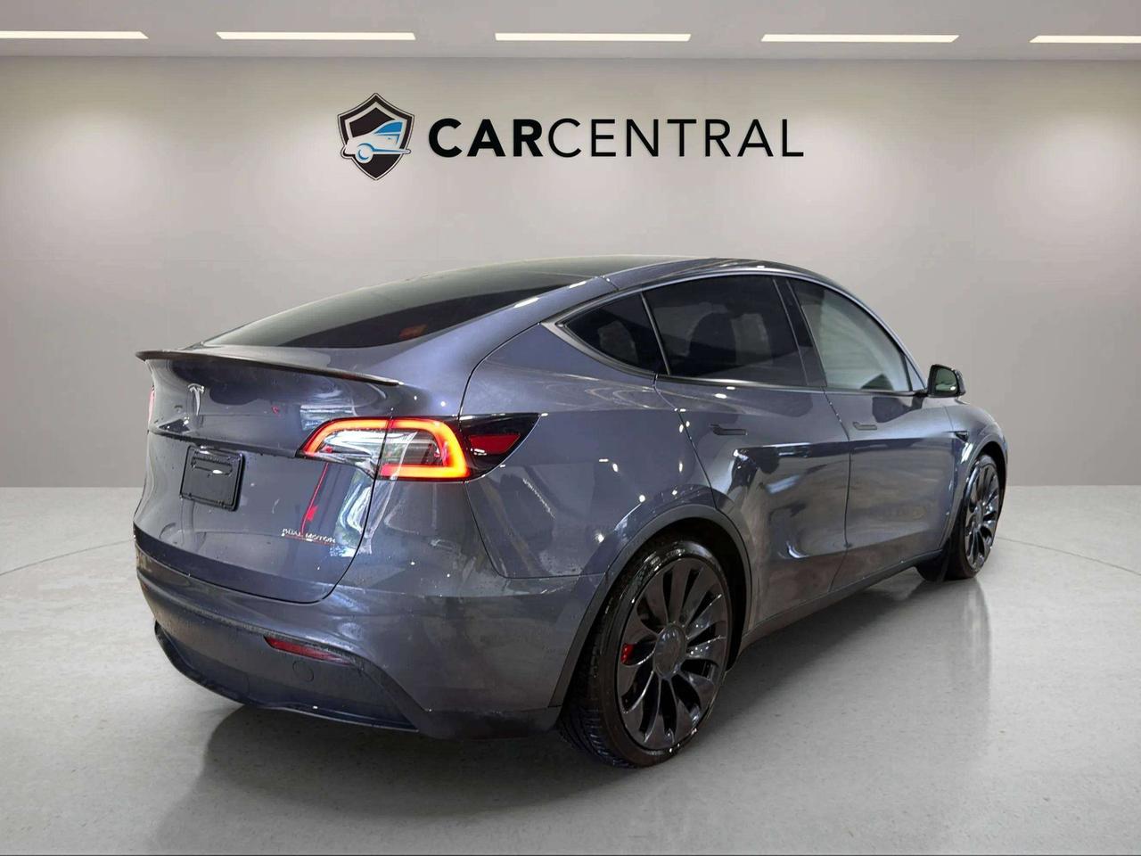 2023 Tesla Model Y PERFORMANCE | GLASS ROOF | WHITE INTERIOR | 360 Photo4