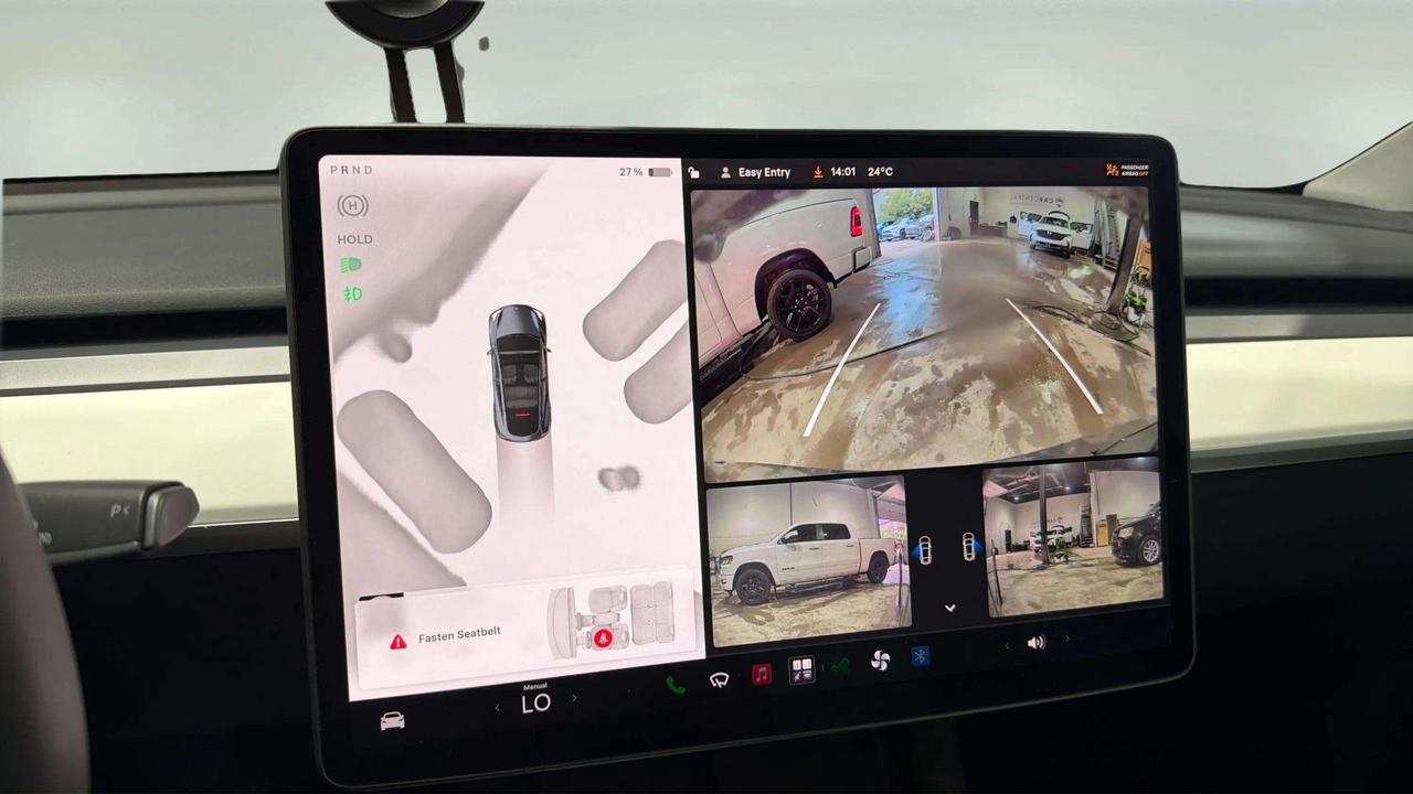2023 Tesla Model Y PERFORMANCE | GLASS ROOF | WHITE INTERIOR | 360 Photo