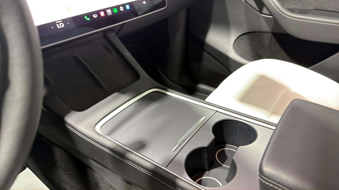 2023 Tesla Model Y PERFORMANCE | GLASS ROOF | WHITE INTERIOR | 360 Photo