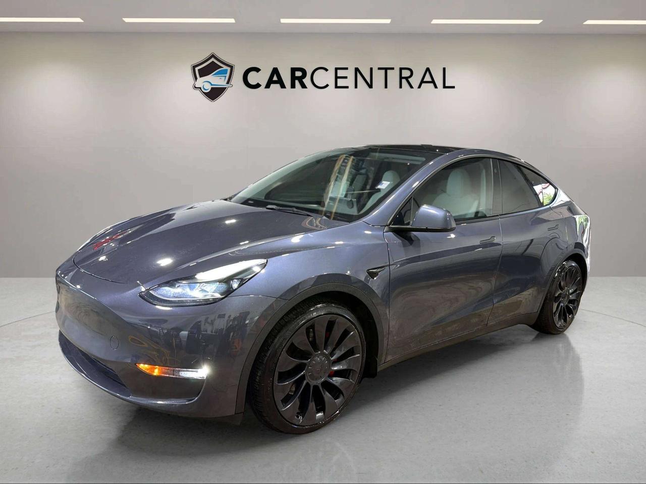 2023 Tesla Model Y PERFORMANCE | GLASS ROOF | WHITE INTERIOR | 360 Photo