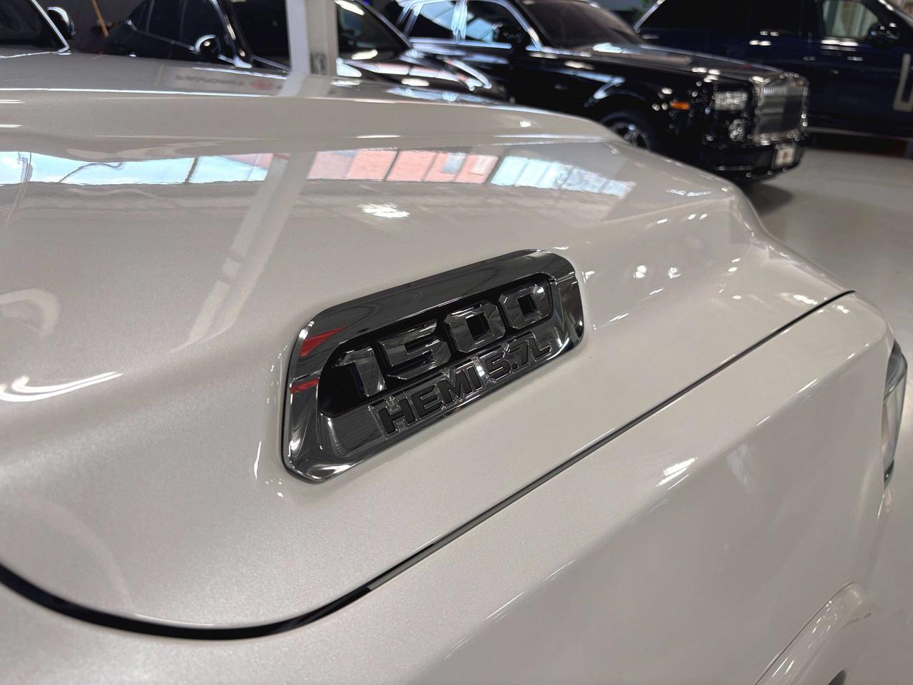 2022 RAM 1500 Limited|V8HEMI|4X4|NAV|HARMANKARDON|LEATHER|AIRSUS Photo
