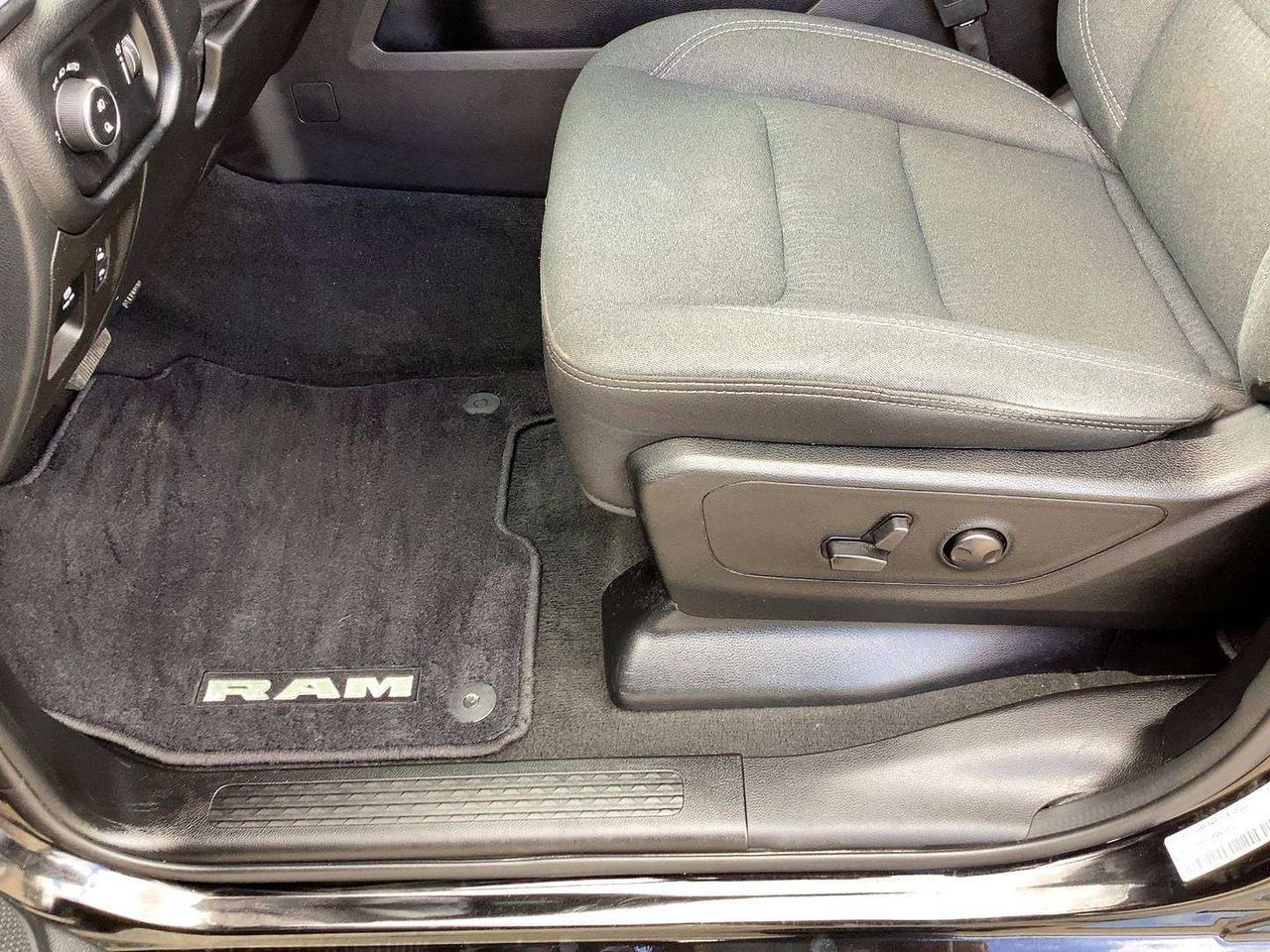 2022 RAM 1500 Big Horn V6 | Level 2 | Panoroof | AS IS | 4X4 Photo