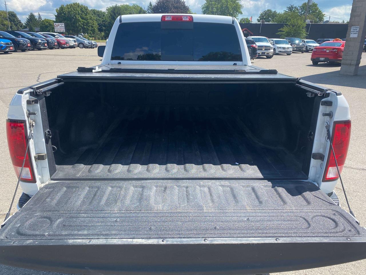 2021 RAM 1500 EXPRESS, REMOTE START, BACK UP CAM, HEATED SEATS! - Photo #16