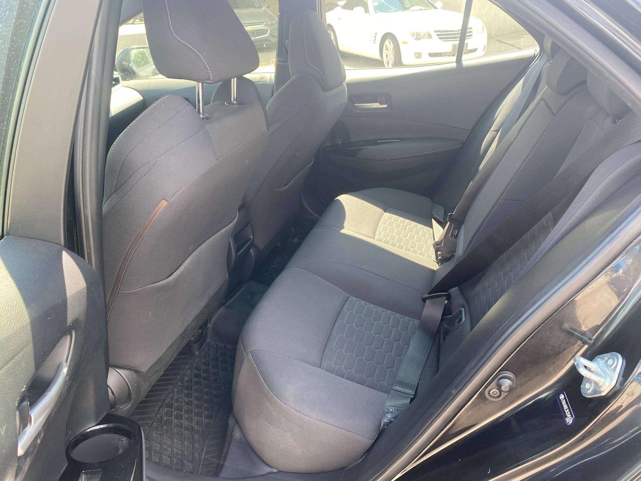 2019 Toyota Corolla CLEAN CARFAX, BACK UP CAMERA! - Photo #17