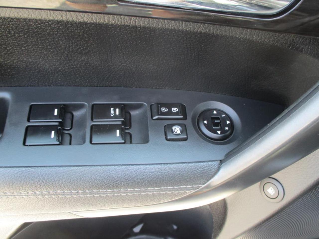 2013 Kia Sorento EX V6 AWD - Photo #9
