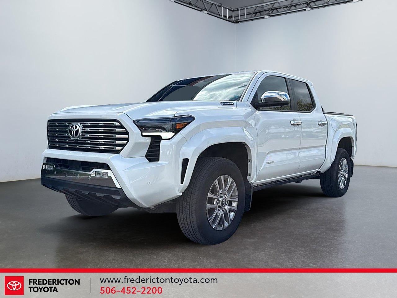 2024 Toyota Tacoma Hybrid Photo0