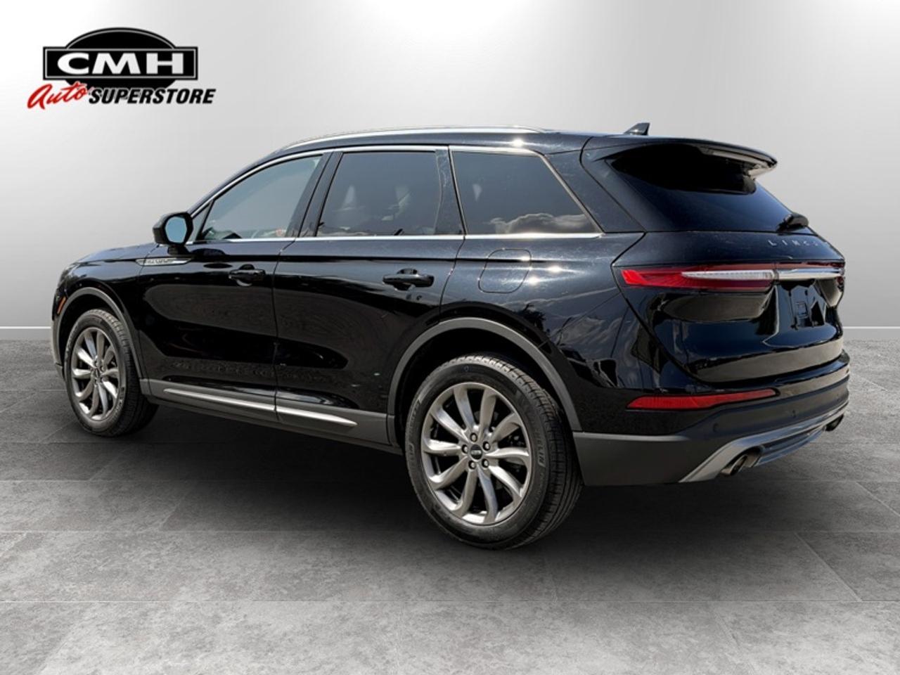 2021 Lincoln Corsair Standard w/Premium Pkg  *LOW KMS* Photo