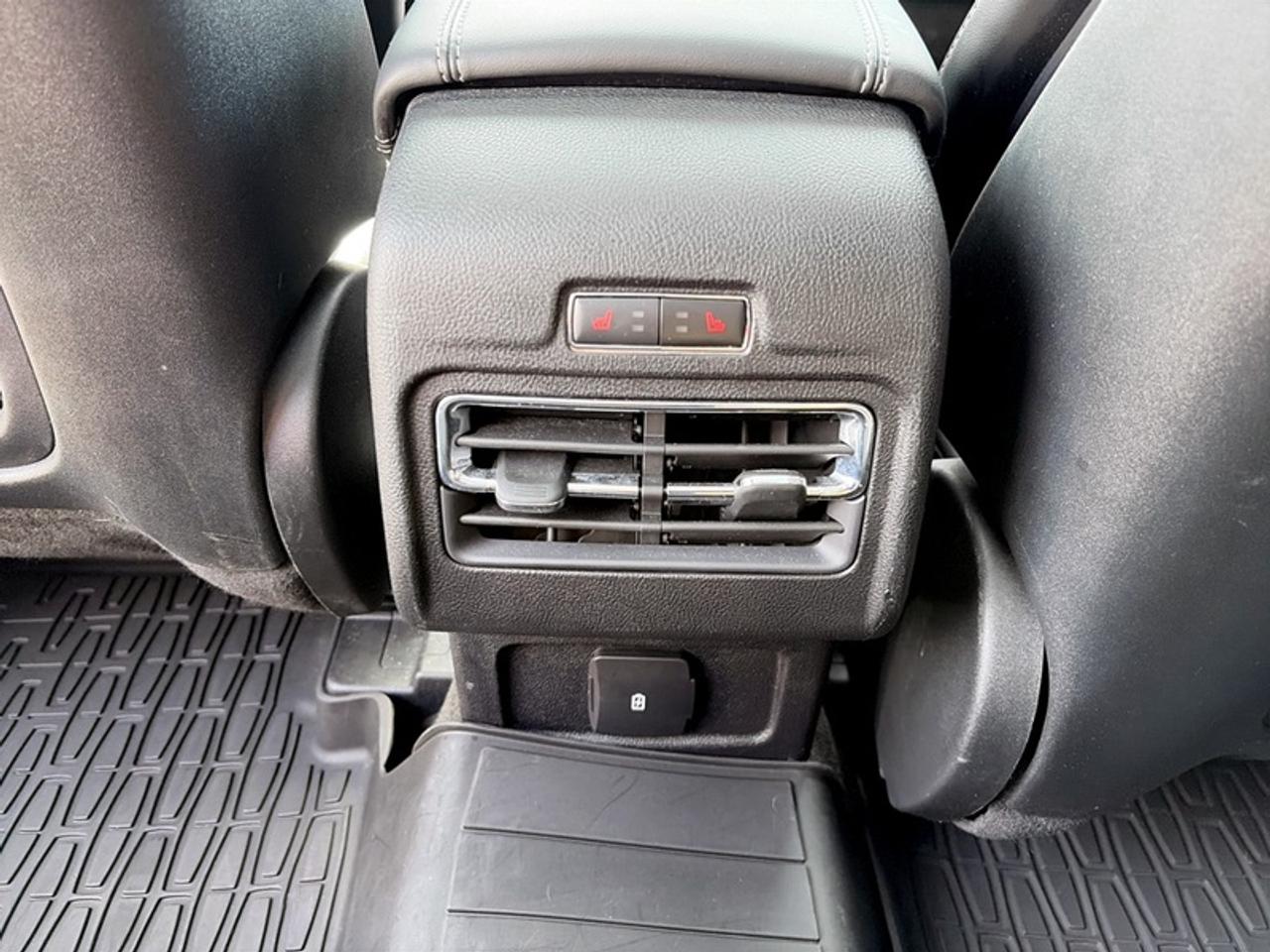 2021 Lincoln Corsair Standard w/Premium Pkg  *LOW KMS* Photo
