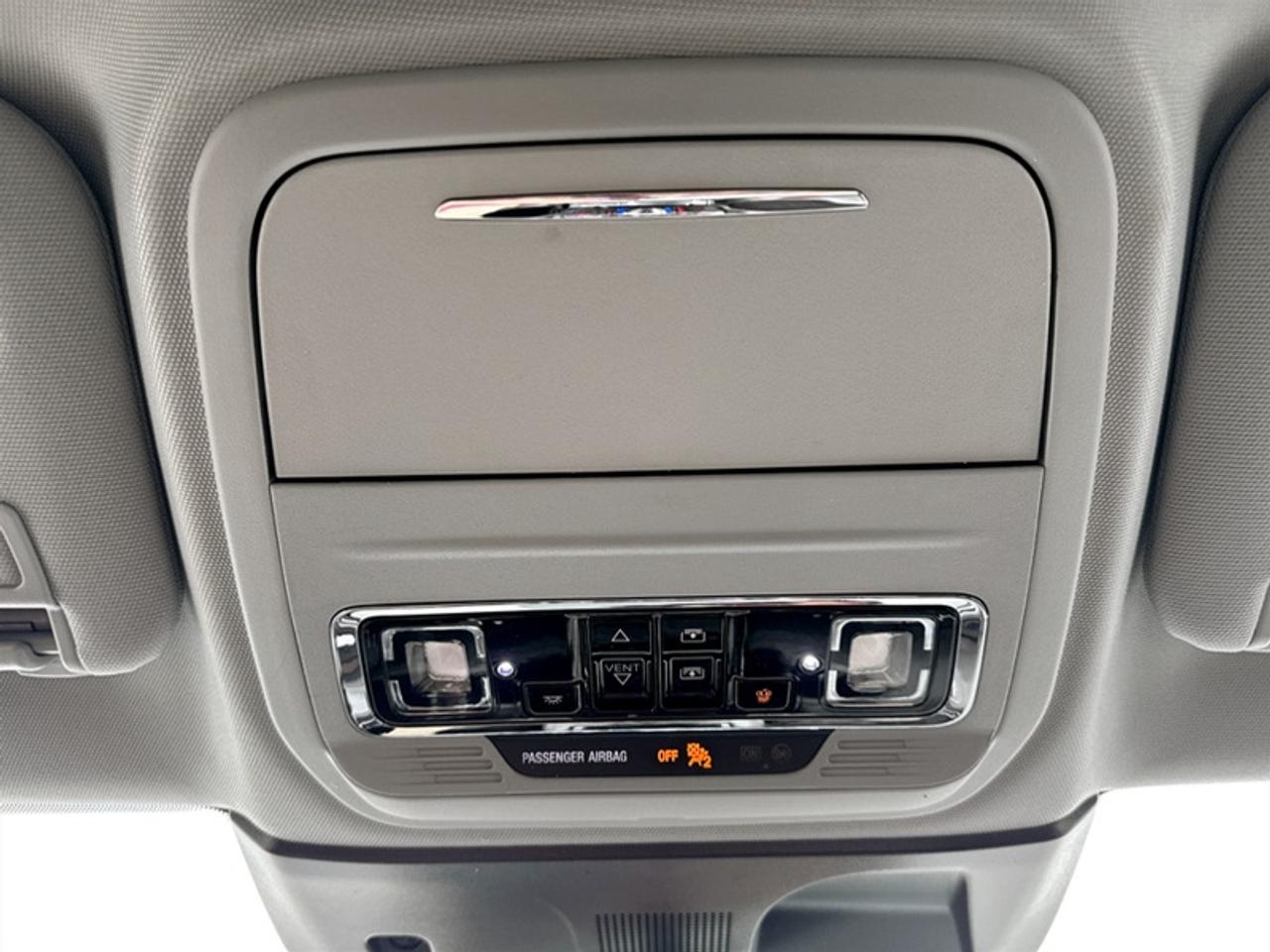 2021 Lincoln Corsair Standard w/Premium Pkg  *LOW KMS* Photo