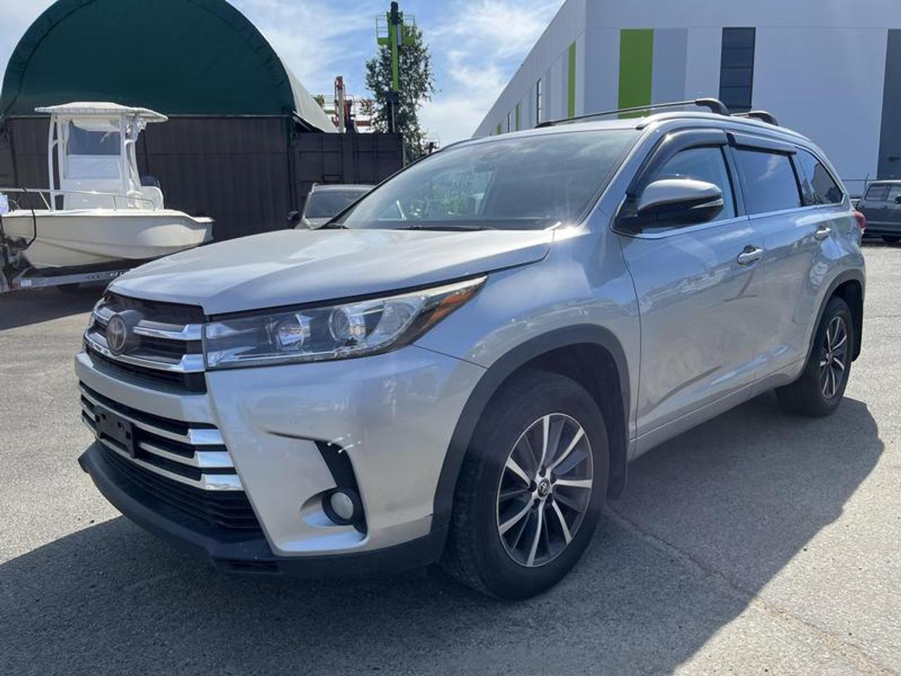 Used 2018 Toyota Highlander SE AWD V6 for sale in Burnaby, BC