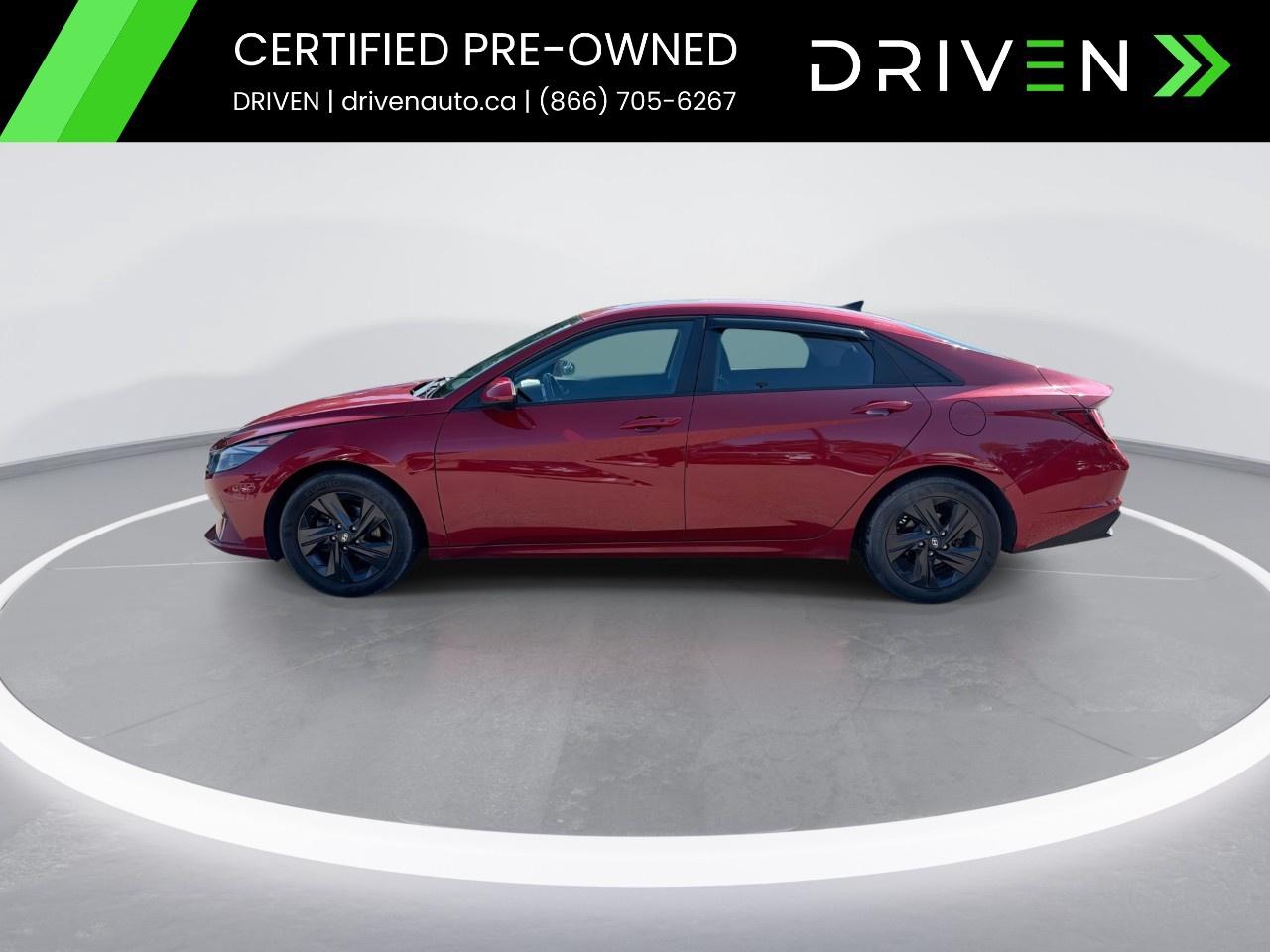 2023 Hyundai Elantra Preferred IVT w/Tech Pkg Photo4
