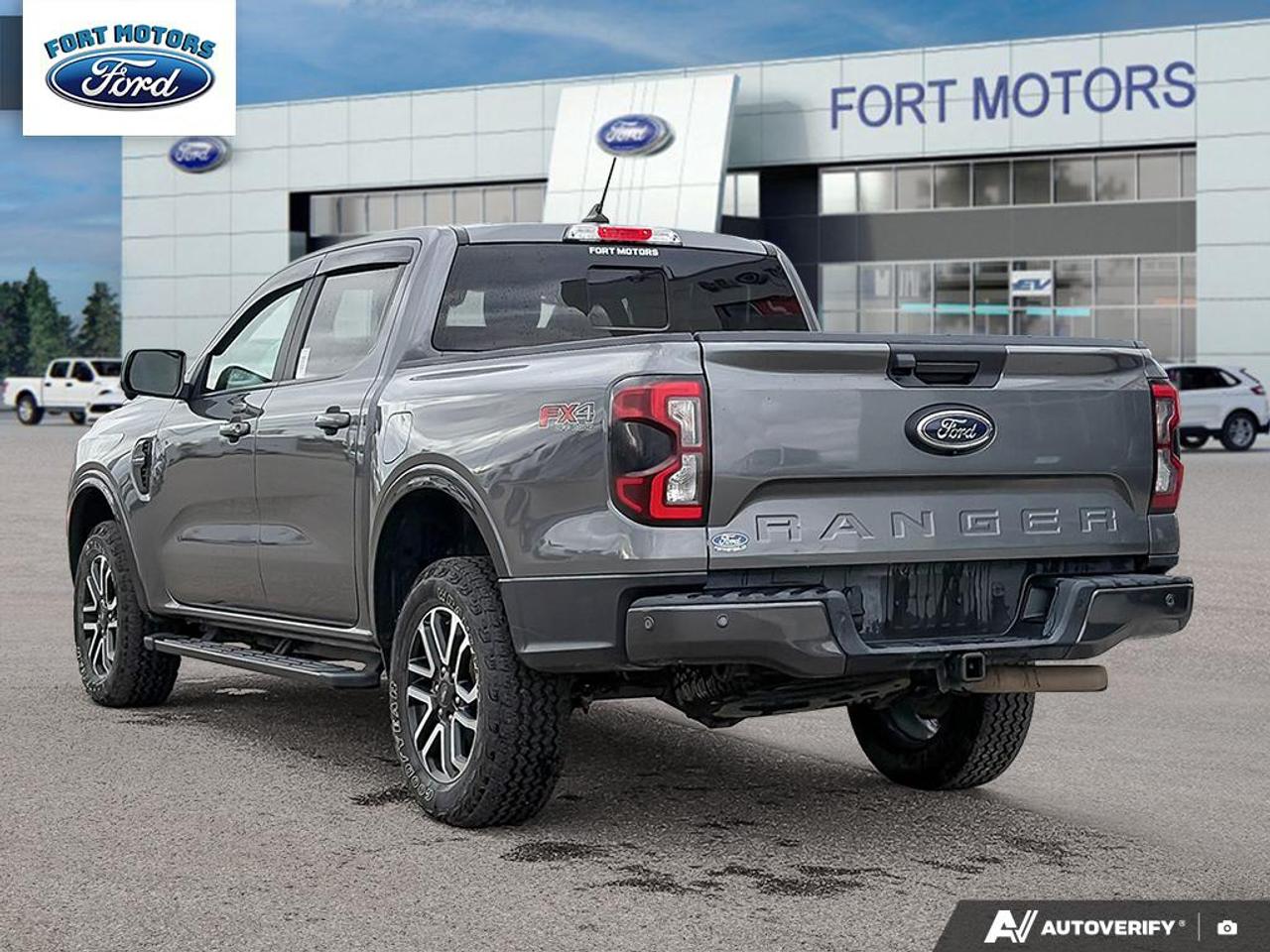 2024 Ford Ranger Lariat Photo3