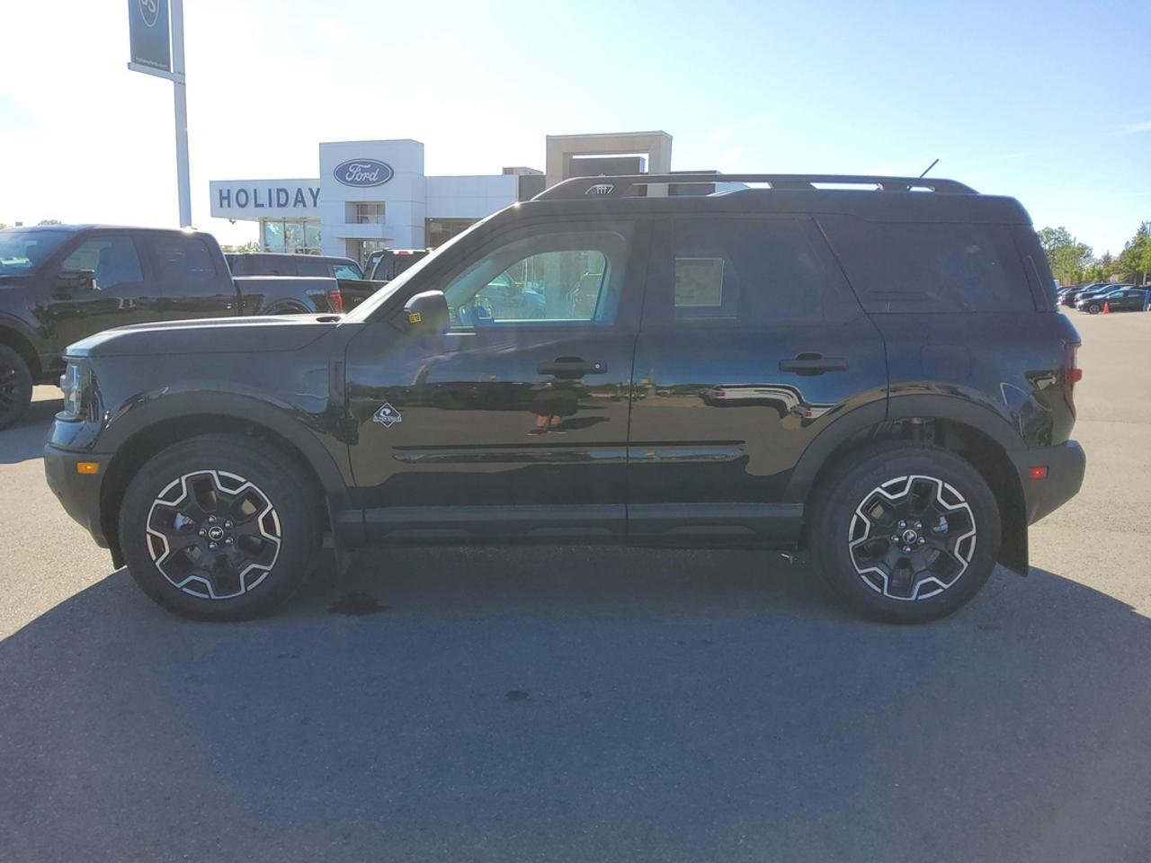 2026 Ford Bronco Sport Outer Banks Photo1