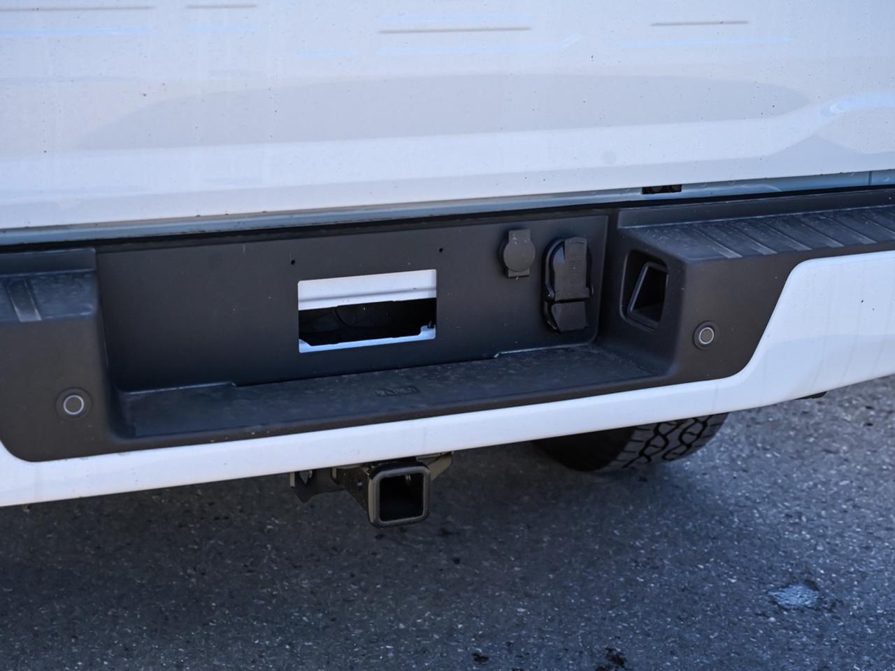 2026 Ford F-150 XLT Photo4