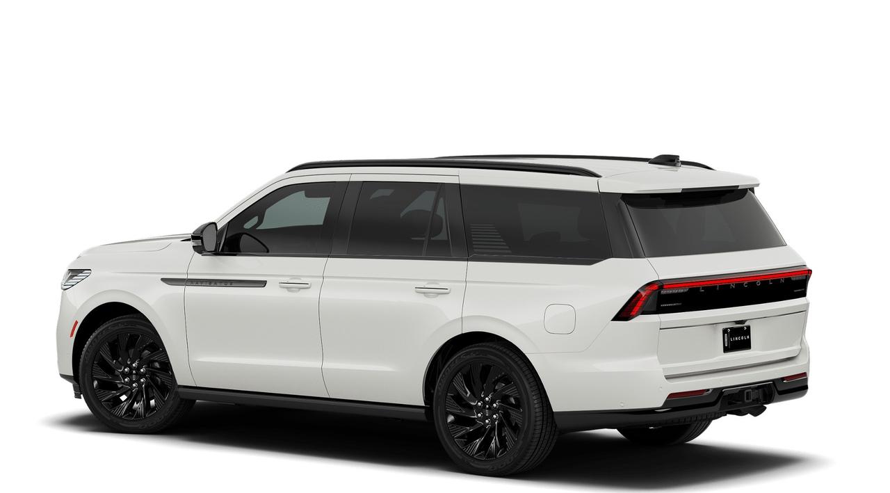 2027 Lincoln Navigator Reserve Photo1