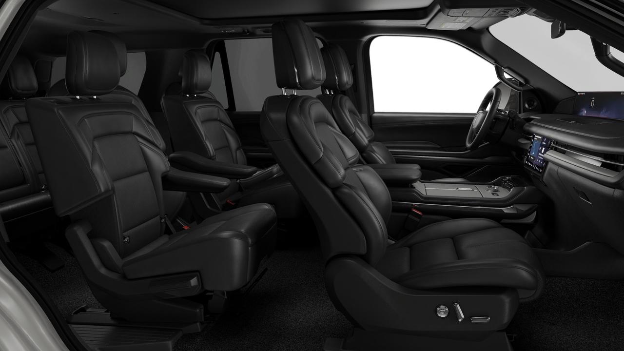 2027 Lincoln Navigator Reserve Photo3