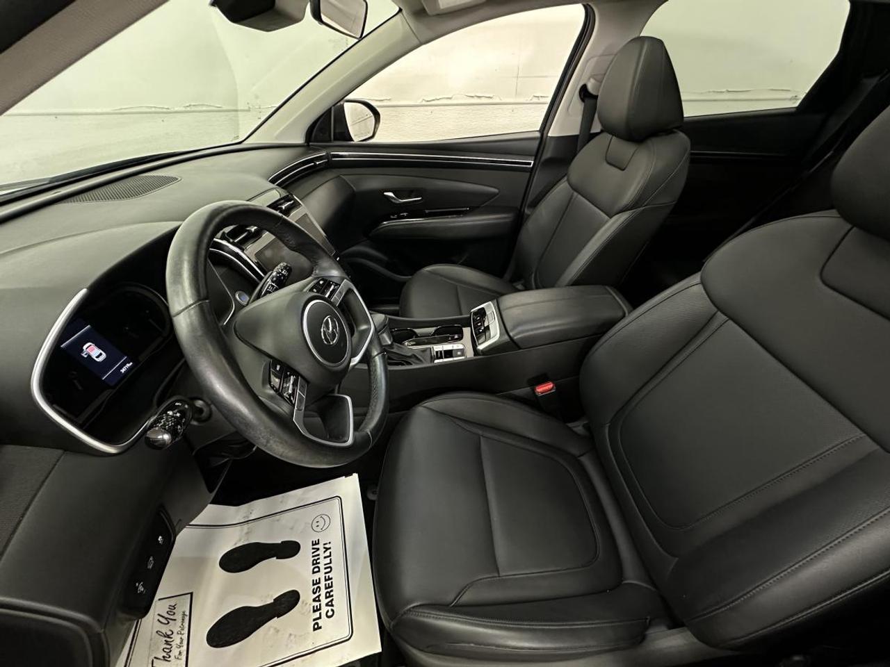2024 Hyundai Tucson Trend TREND/AWD/LEATHER/PANOROOF/OFF 1 OWNER LEASE! Photo