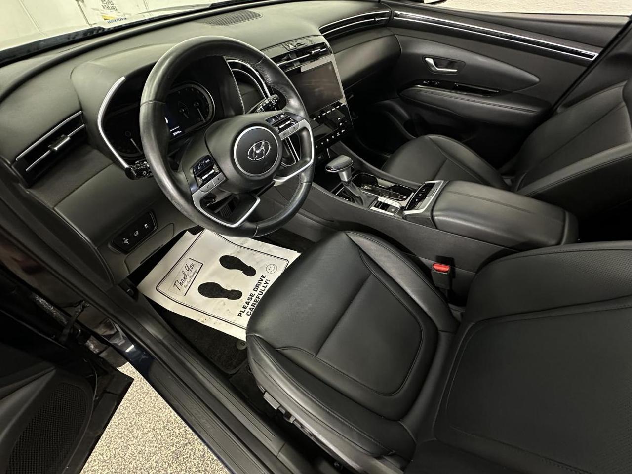 2024 Hyundai Tucson Trend TREND/AWD/LEATHER/PANOROOF/OFF 1 OWNER LEASE! Photo