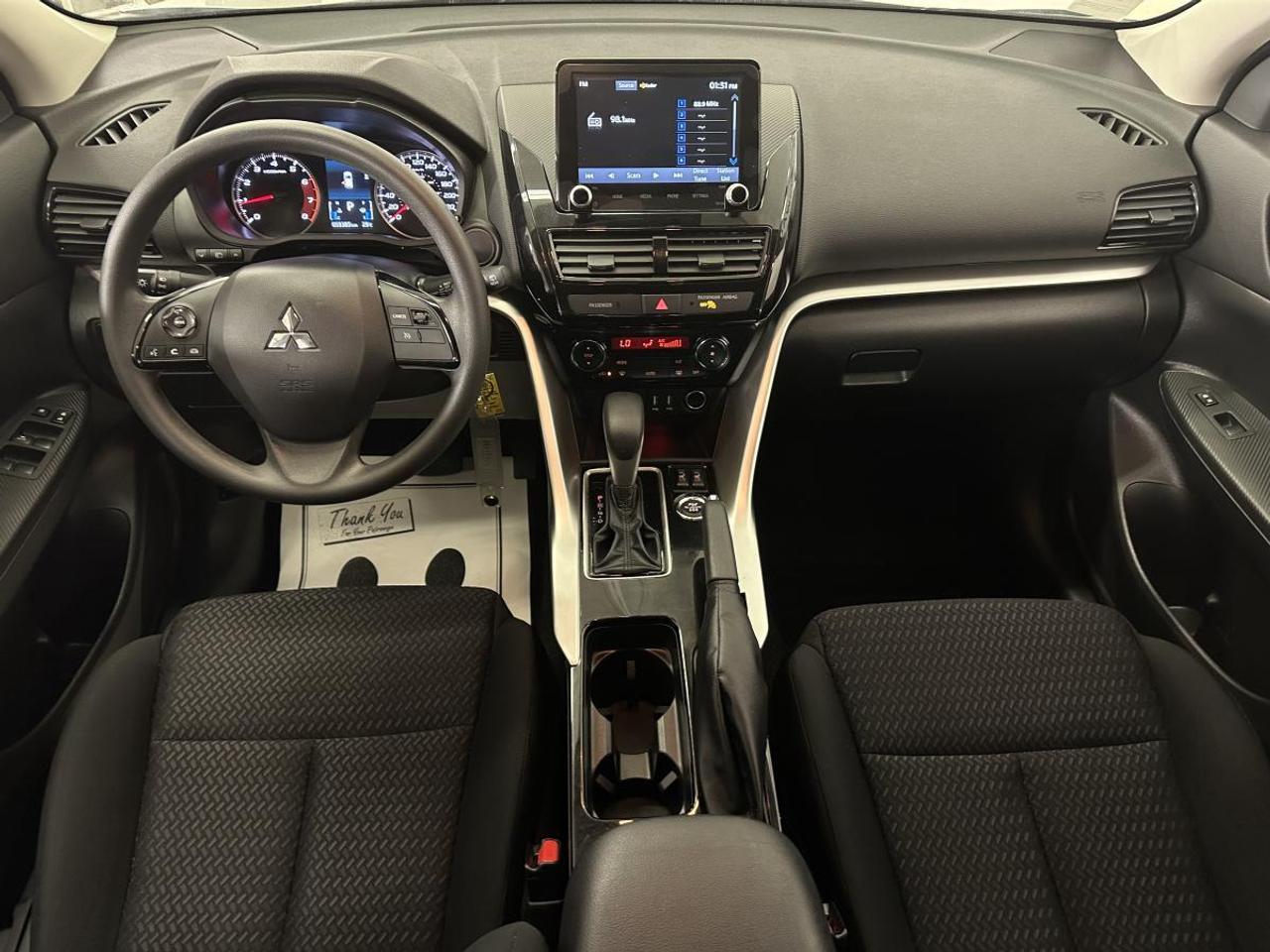 2024 Mitsubishi Eclipse Cross ES/4WD/FRESH OFF MITSUBISHI LEASE! Photo