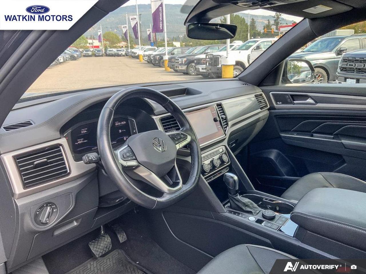 2020 Volkswagen Atlas Cross Sport EXECLINE V6 Photo15