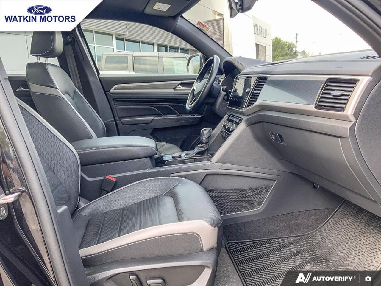 2020 Volkswagen Atlas Cross Sport EXECLINE V6 Photo24