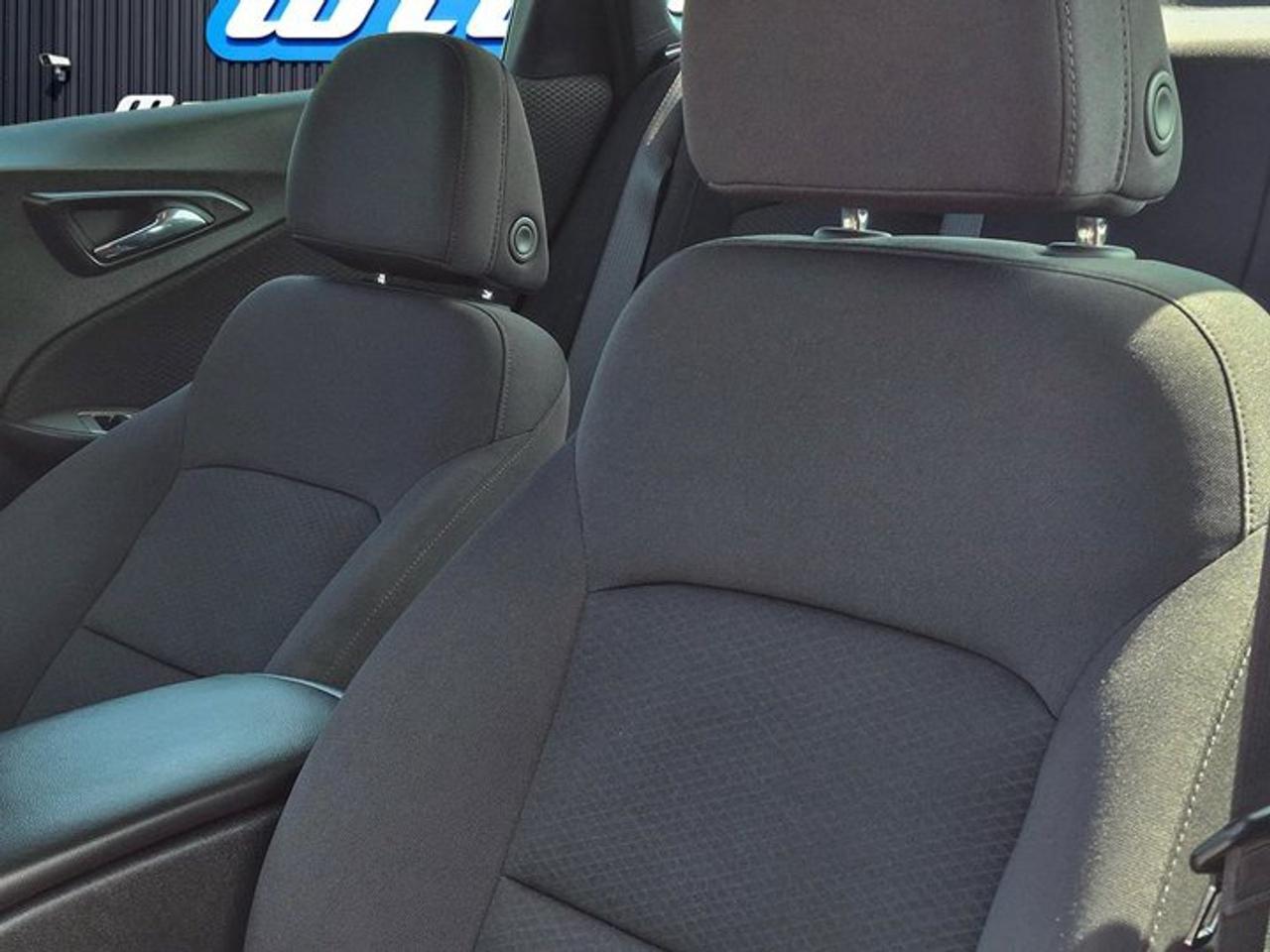 2023 Chevrolet Malibu RS | Wireless CarPlay | Android Auto | Remote Start | Rear Cam | Alloy Wheels Photo