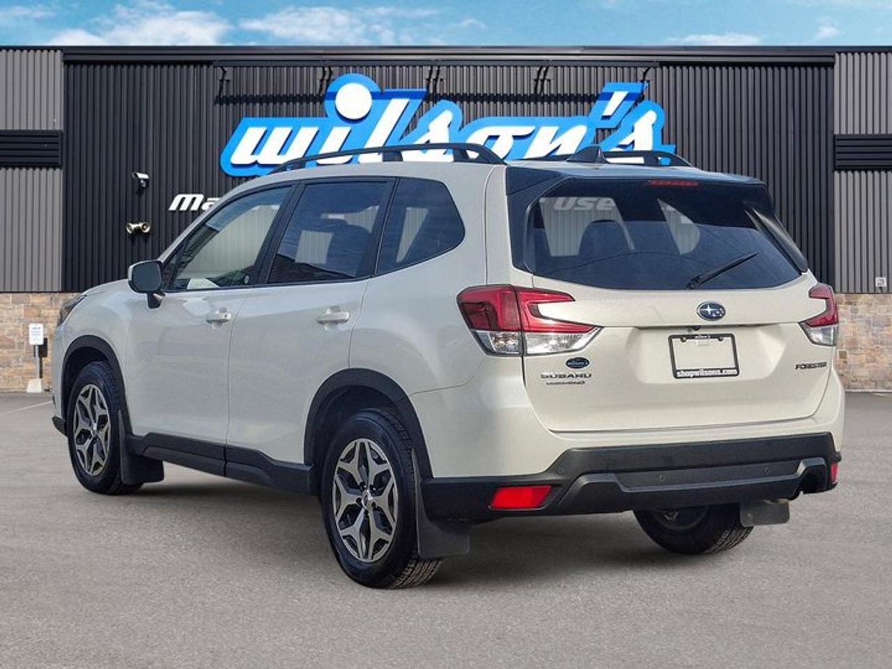 2024 Subaru Forester Touring AWD | Sunroof | Radar Cruise | Heated Wheel + Seats | Power Seat | CarPlay + Android & More! Photo2
