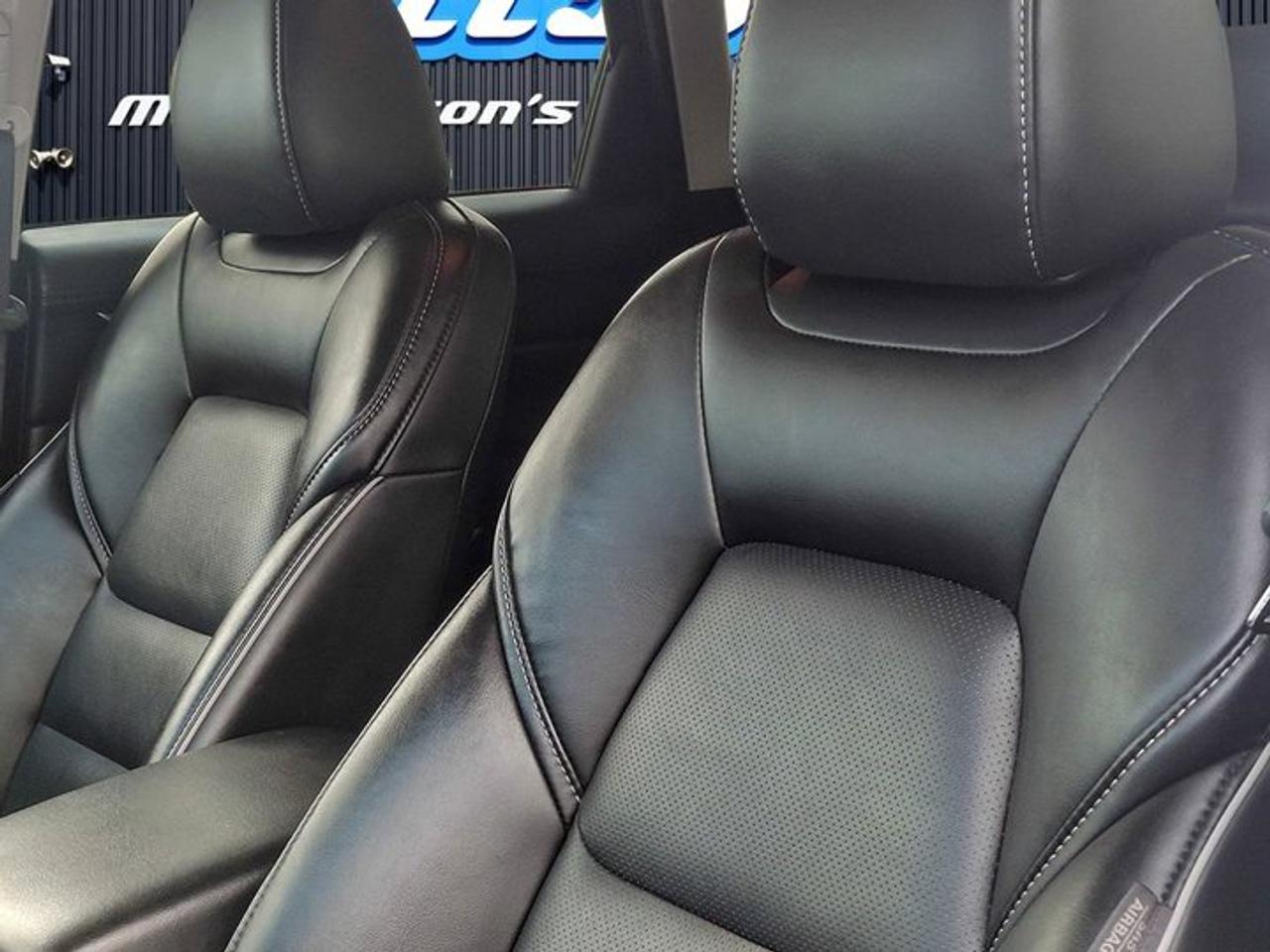 2025 Mazda CX-5 GS | Leather | Power Seat | Adaptive Cruise | Heated Wheel + Seats | CarPlay + Android | and More ! Photo