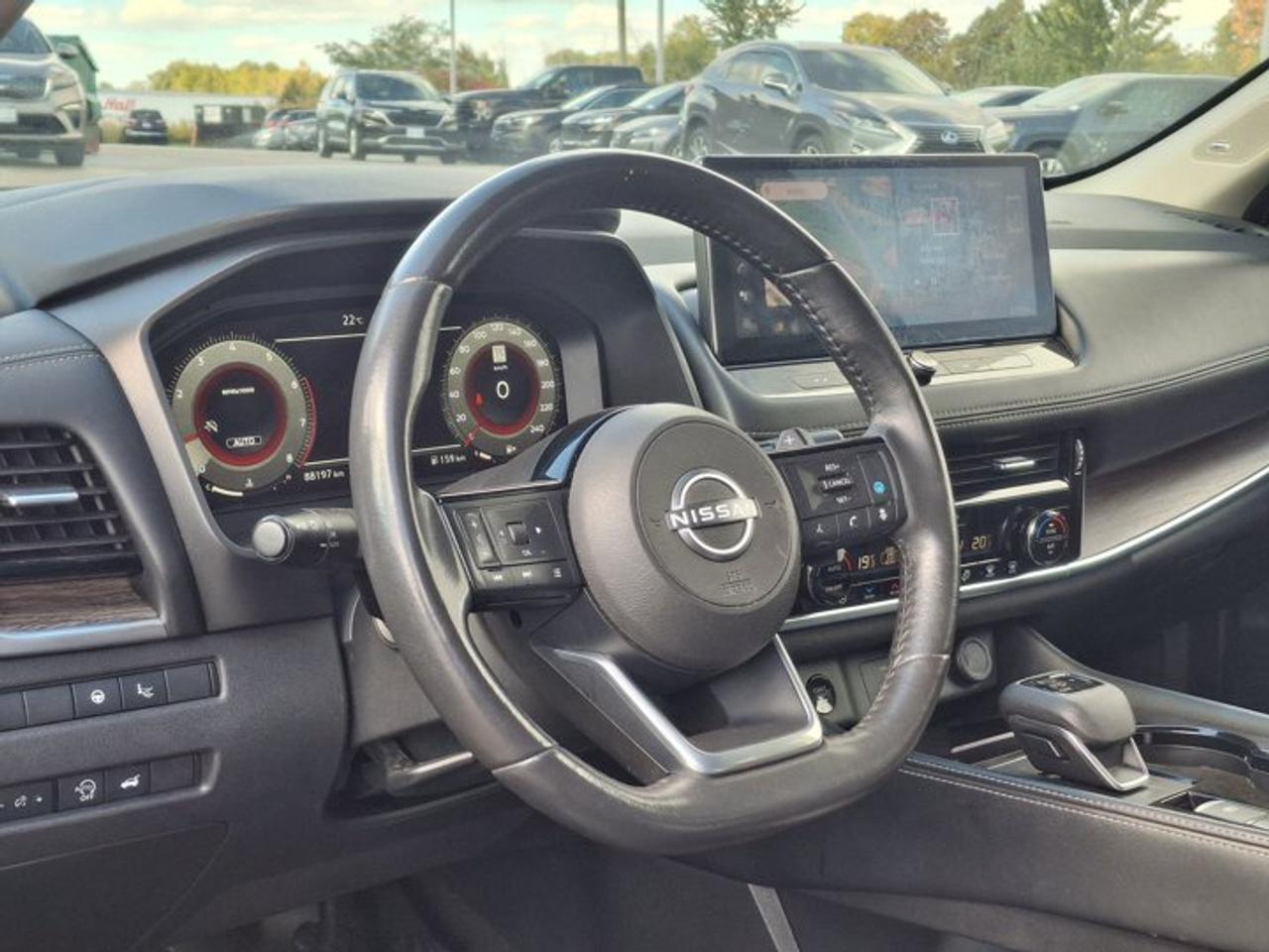 2024 Nissan Rogue Platinum AWD | Leather | Sunroof | Nav | HUD | 360 Camera | Bose | 19" Wheels | and More ! Photo