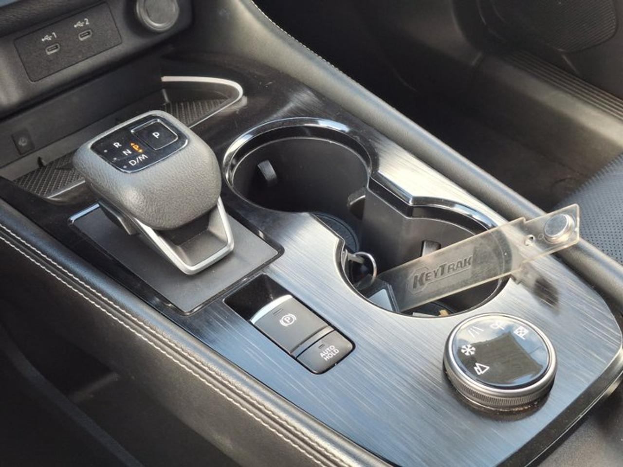 2024 Nissan Rogue Platinum AWD | Leather | Sunroof | Nav | HUD | 360 Camera | Bose | 19" Wheels | and More ! Photo