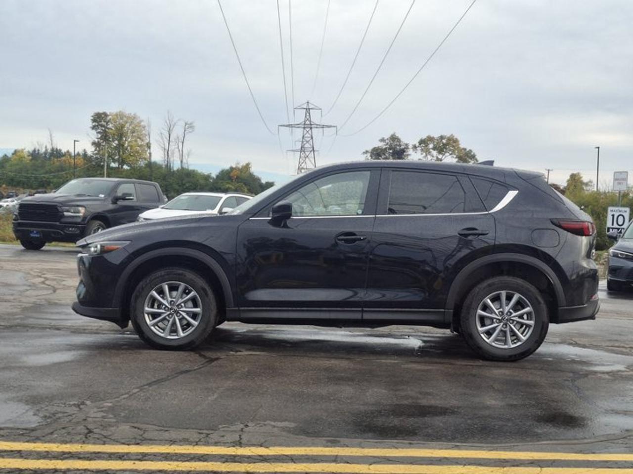 2025 Mazda CX-5 GS AWD | Leather | Heated Seats + Steering | Adaptive Cruise | CarPlay + Android | Rear Cam & More ! Photo
