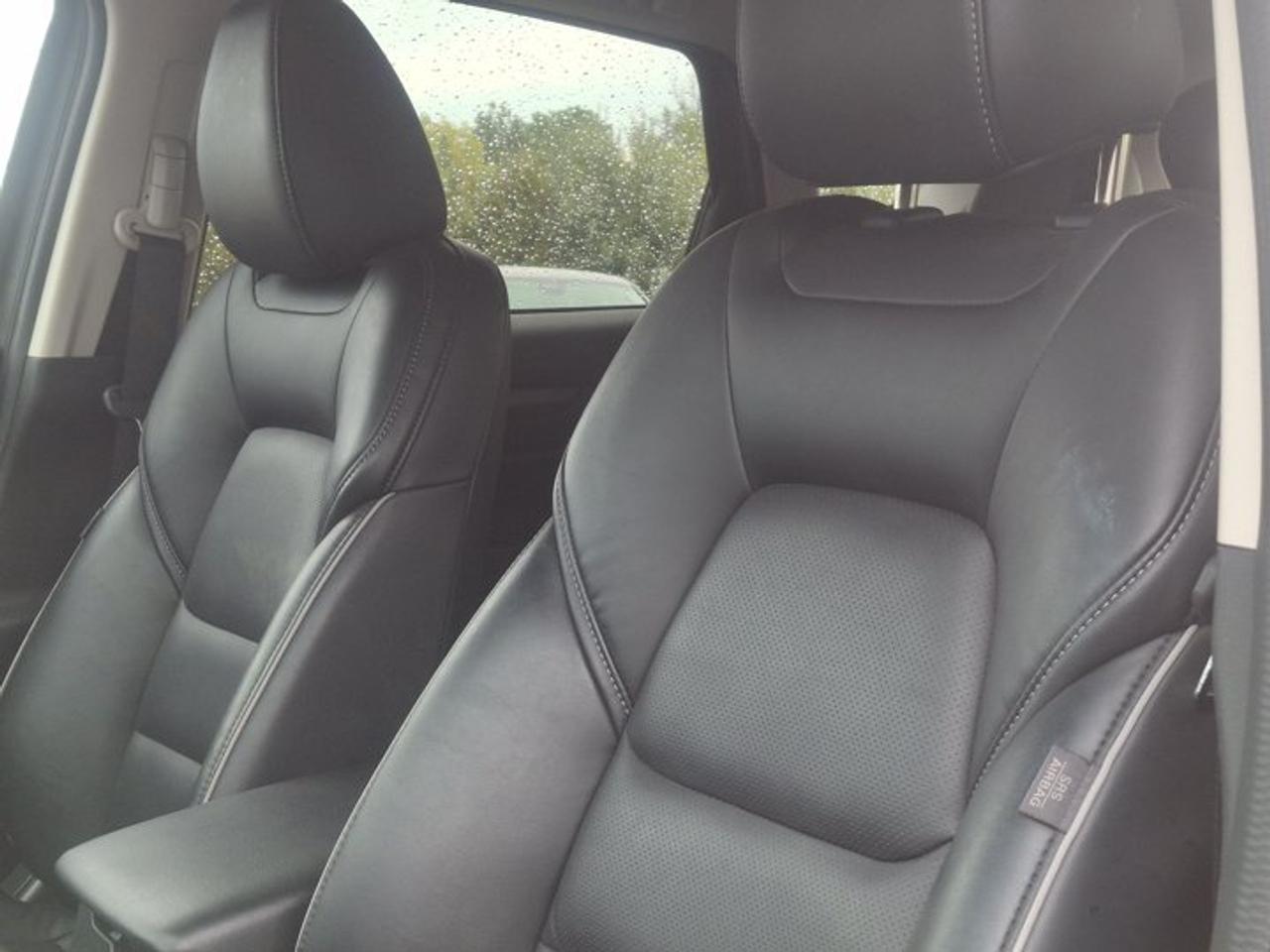 2025 Mazda CX-5 GS AWD | Leather | Heated Seats + Steering | Adaptive Cruise | CarPlay + Android | Rear Cam & More ! Photo