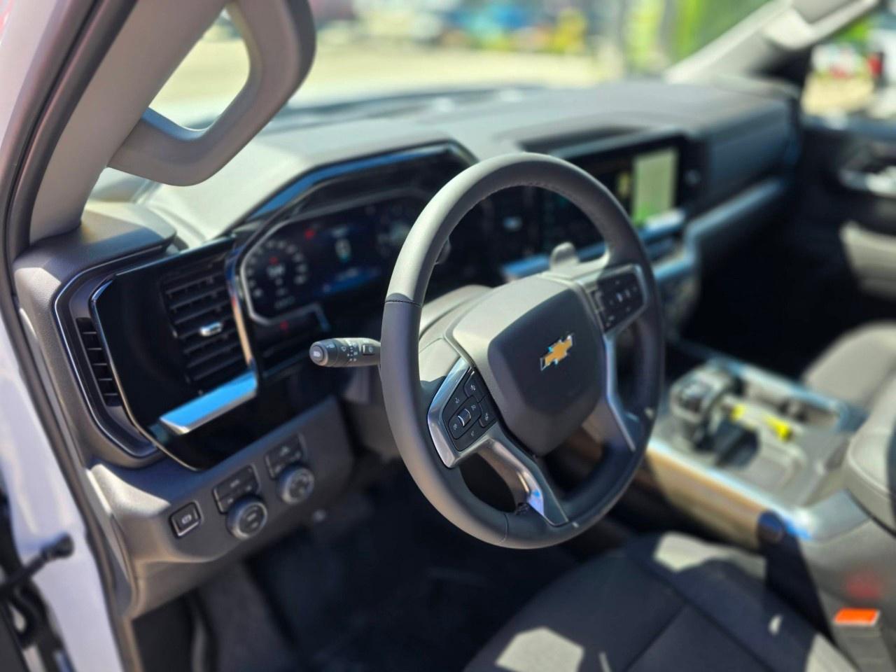 2026 Chevrolet Silverado 1500 Crew Cab Standard Box 4-Wheel Drive LT Photo