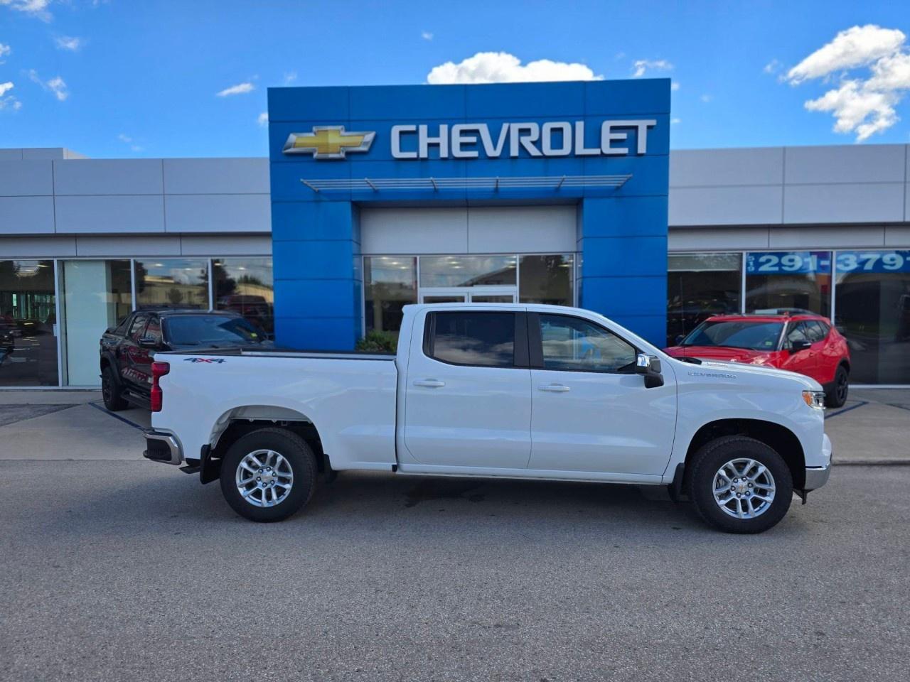 2026 Chevrolet Silverado 1500 Crew Cab Standard Box 4-Wheel Drive LT Photo5