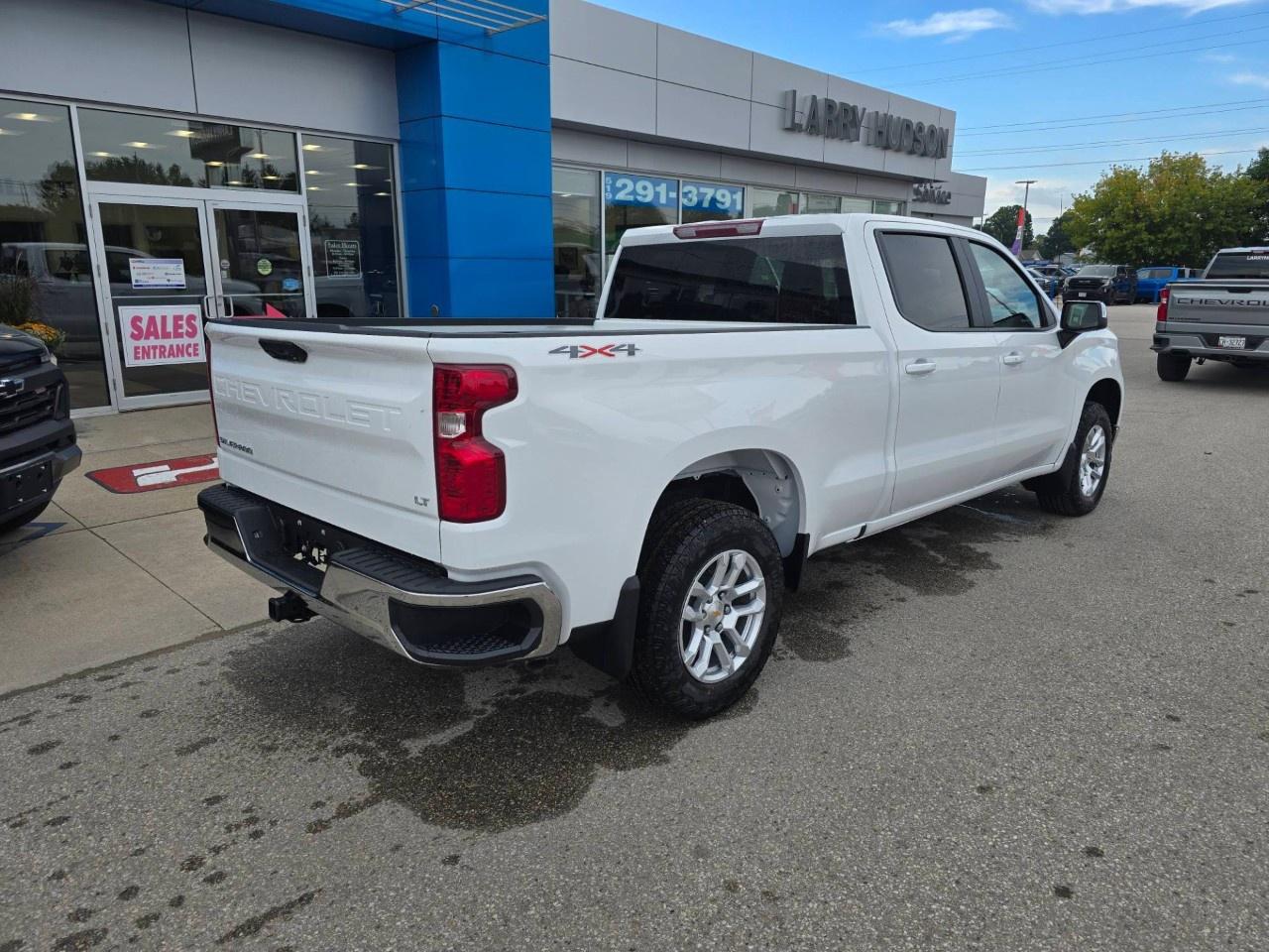 2026 Chevrolet Silverado 1500 Crew Cab Standard Box 4-Wheel Drive LT Photo