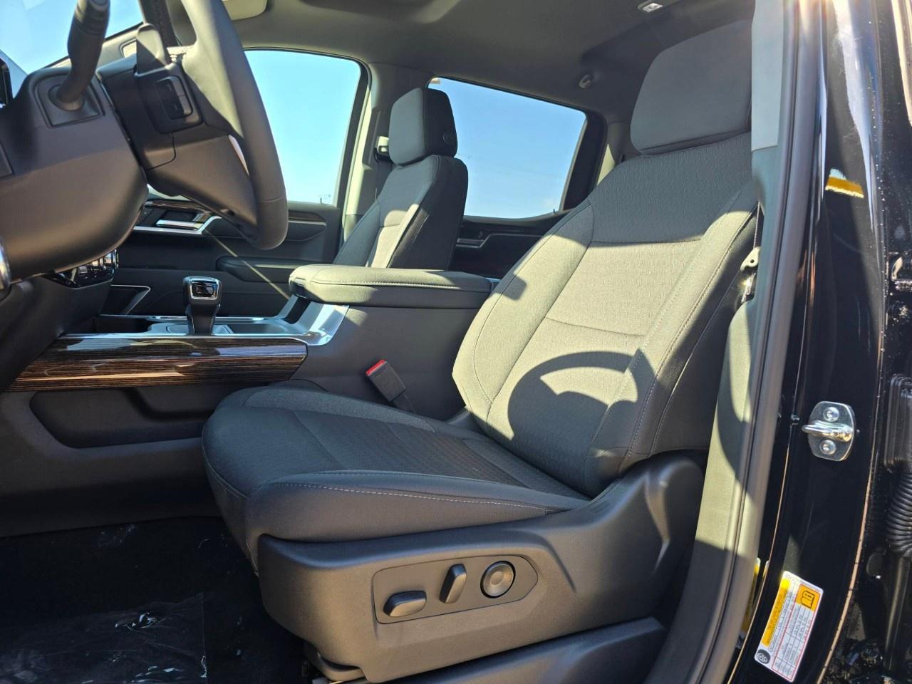 2026 GMC Sierra 1500 Crew Cab Short Box 4-Wheel Drive Elevation Photo