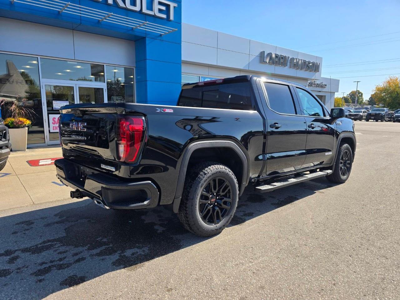 2026 GMC Sierra 1500 Crew Cab Short Box 4-Wheel Drive Elevation Photo