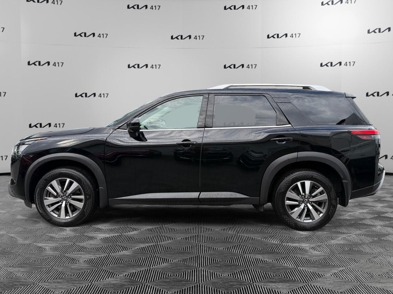2024 Nissan Pathfinder SL 4WD Photo