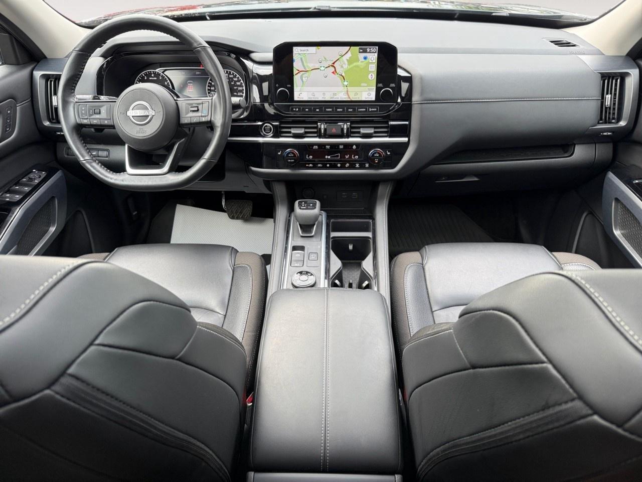 2024 Nissan Pathfinder SL 4WD Photo