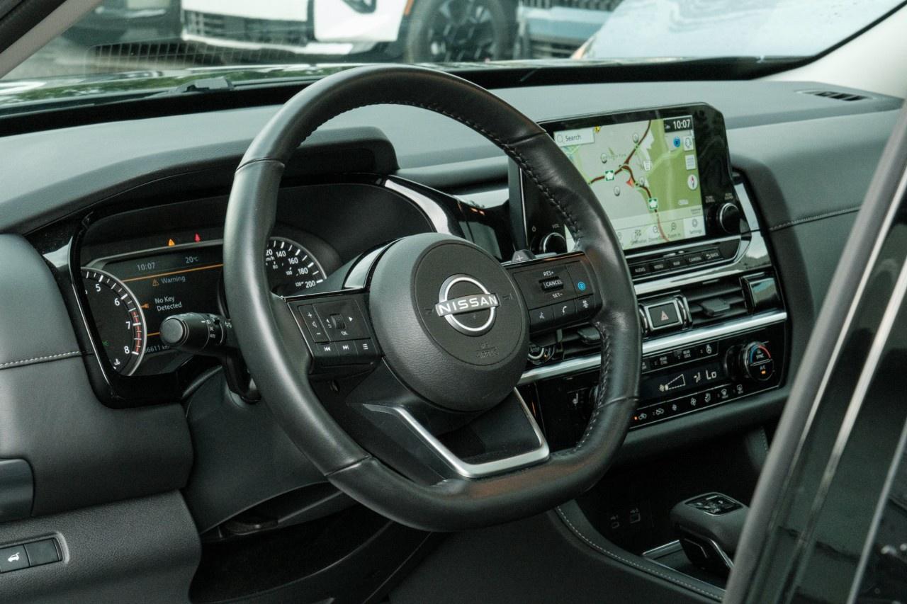 2024 Nissan Pathfinder SL 4WD Photo