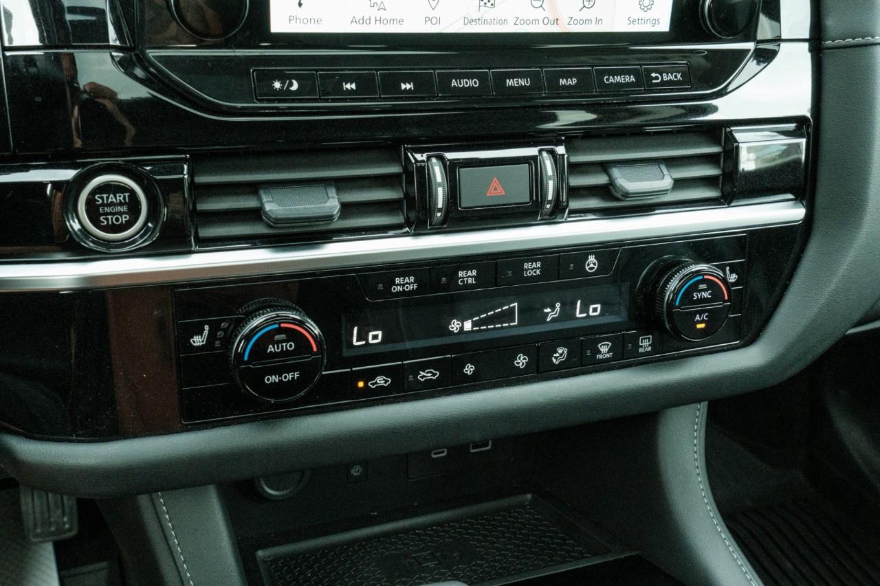 2024 Nissan Pathfinder SL 4WD Photo
