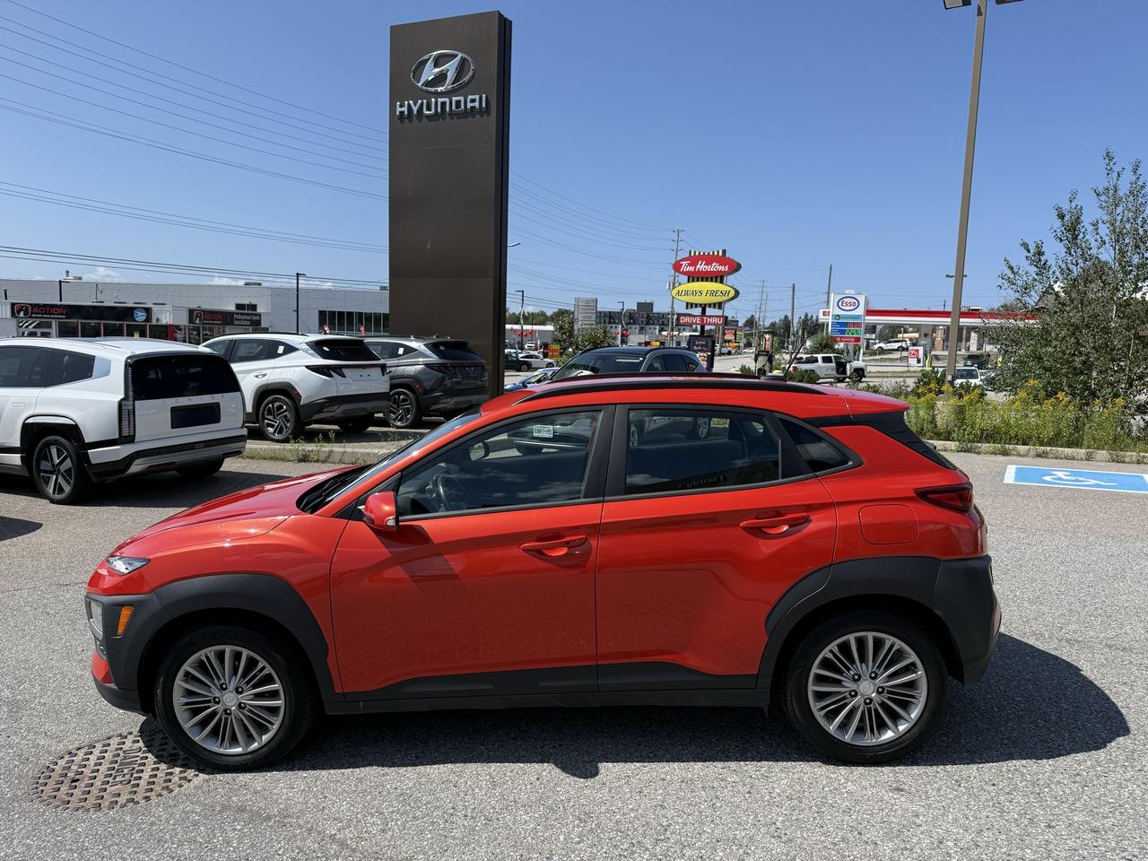 2020 Hyundai KONA 2.0L Preferred FWD Photo2