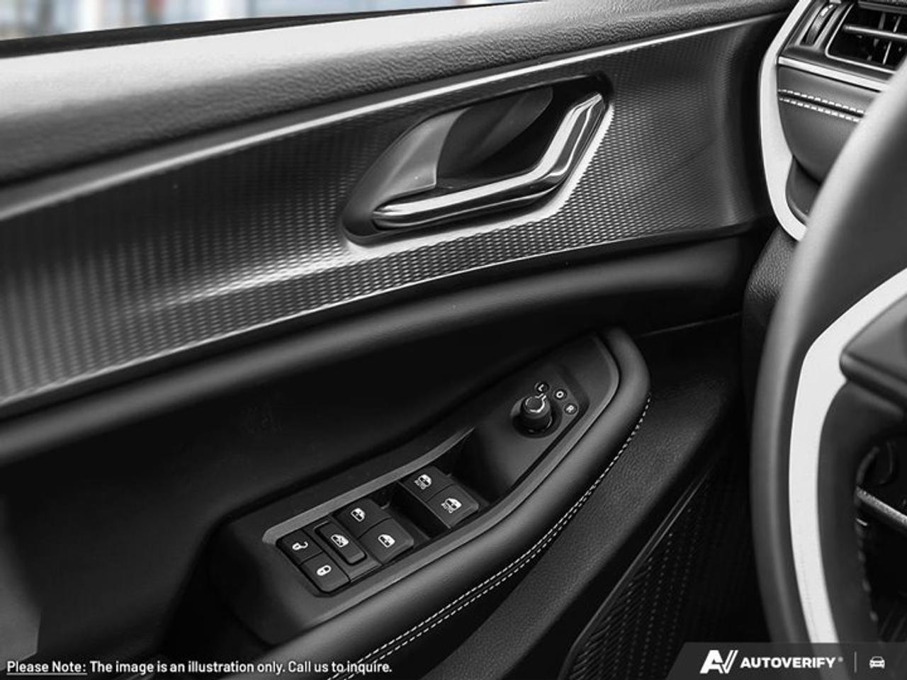 2025 Jeep Grand Cherokee Altitude Photo