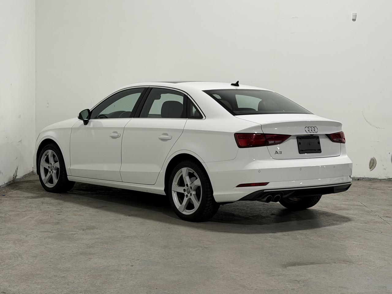2019 Audi A3 KOMFORT | CARPLAY | SUNROOF | BROWN INT. Photo3