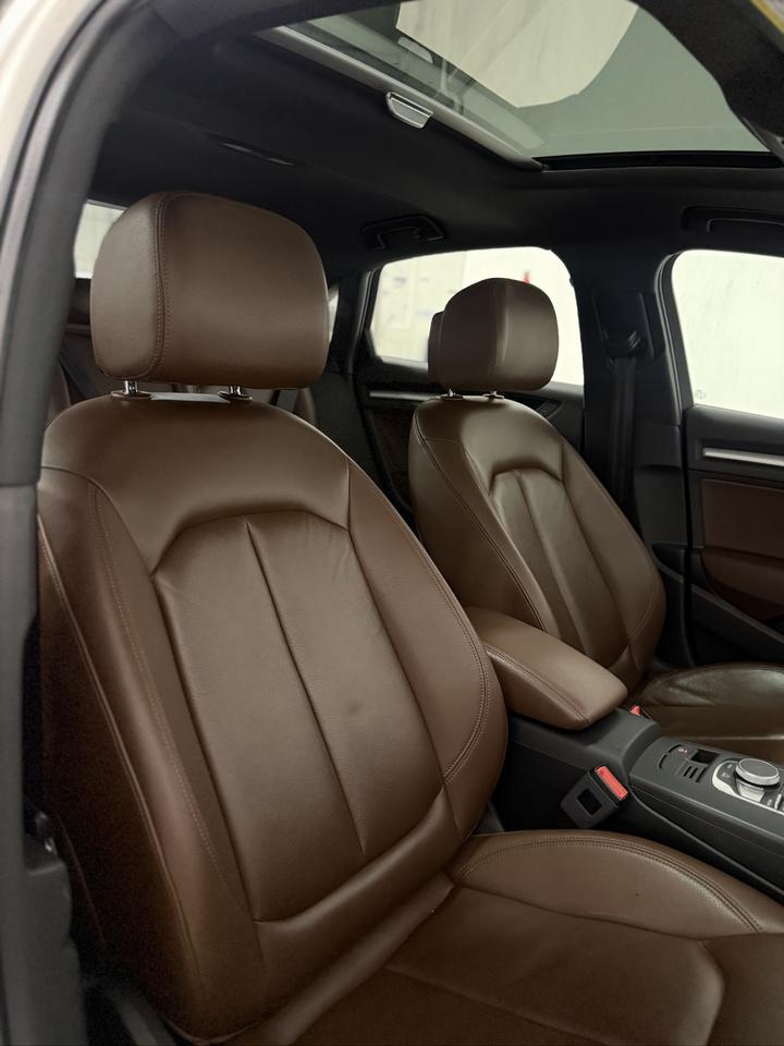 2019 Audi A3 KOMFORT | CARPLAY | SUNROOF | BROWN INT. Photo