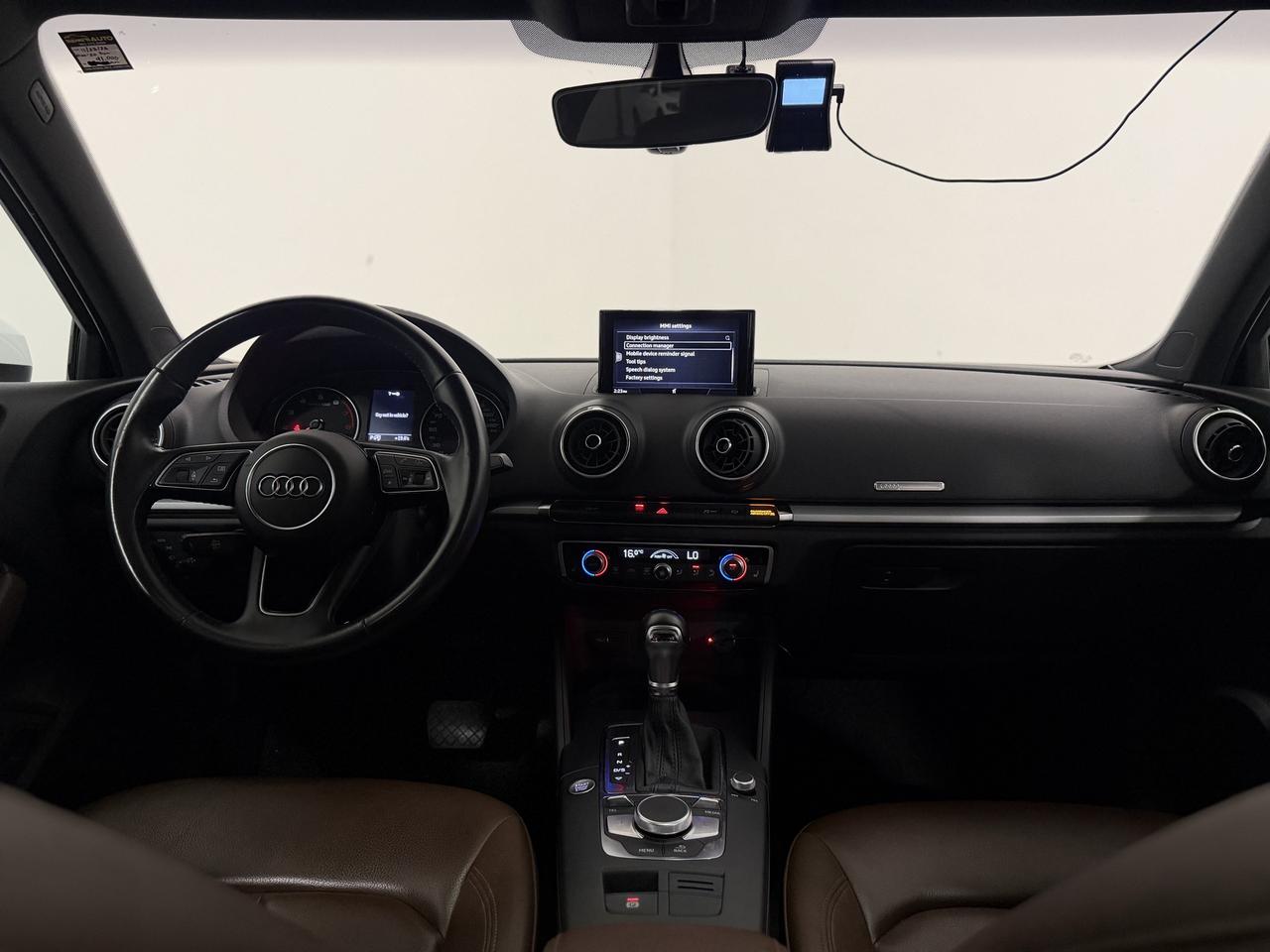 2019 Audi A3 KOMFORT | CARPLAY | SUNROOF | BROWN INT. Photo