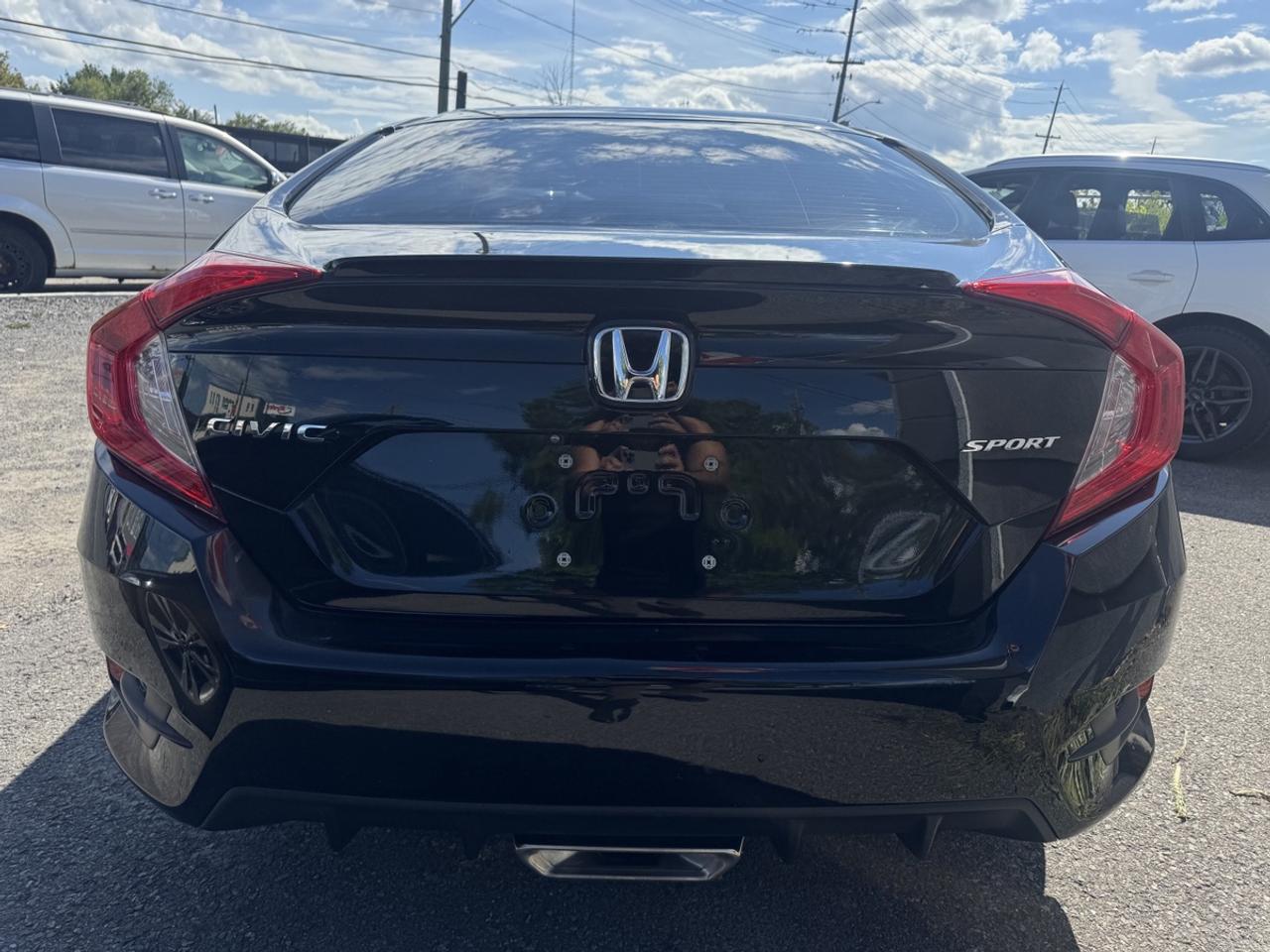 2019 Honda Civic Sport Photo