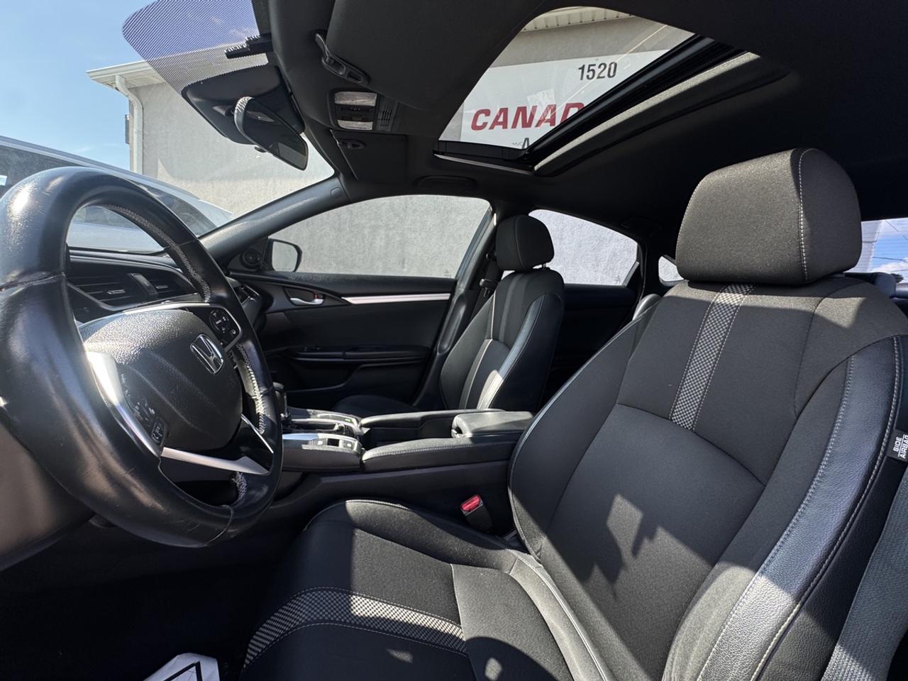 2019 Honda Civic Sport Photo